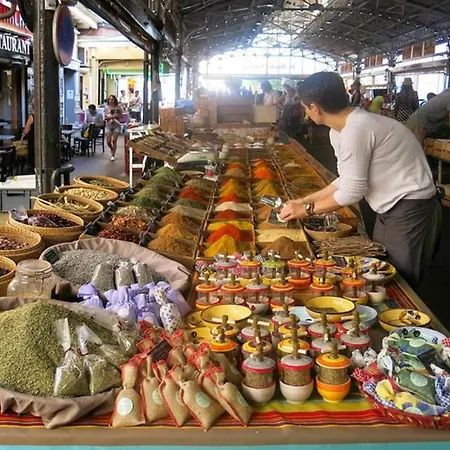 Cours Massena On Marche Provencal * Antibes