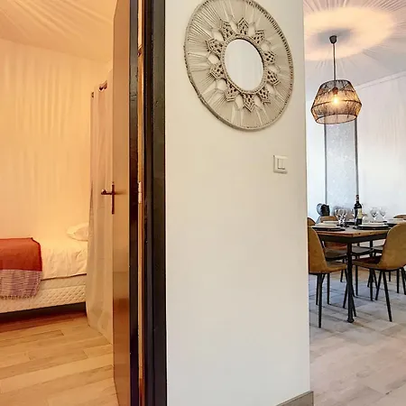 Cours Massena On Marche Provencal Apartmán *