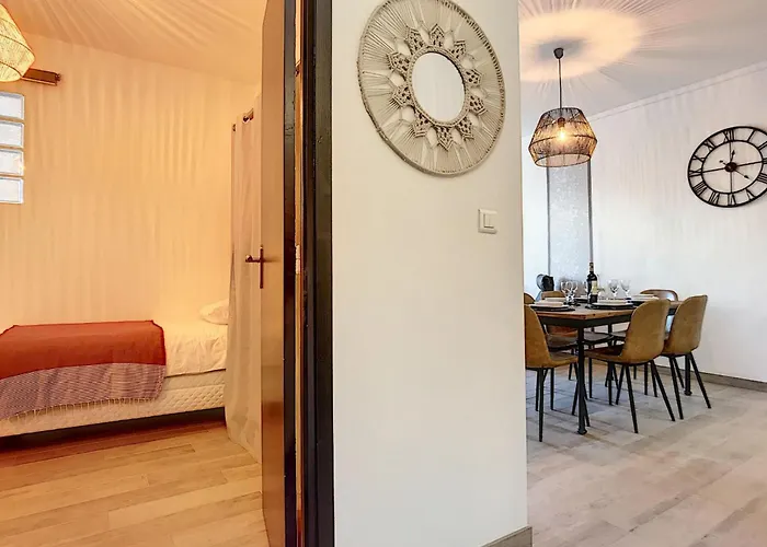 Cours Massena On Marche Provencal Apartment *